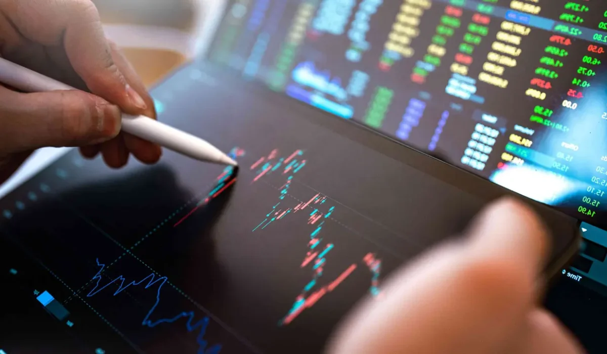 Sensex-Nifty Rally: बाजार में तेजी के 12 बड़े कारण शेयर बाजार में जबरदस्त तेजी: सेंसेक्स 950 अंक और निफ्टी 22,780 के पार