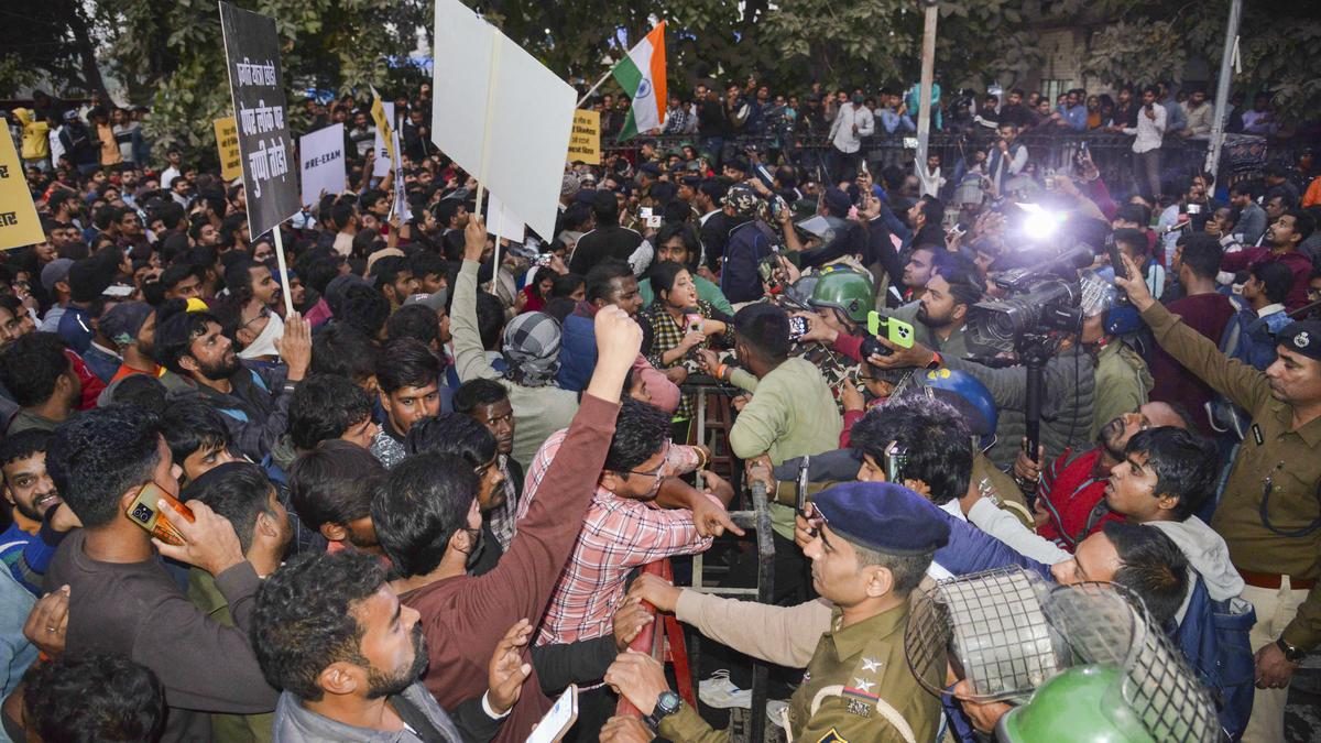 bpsc patna protest lathicharge